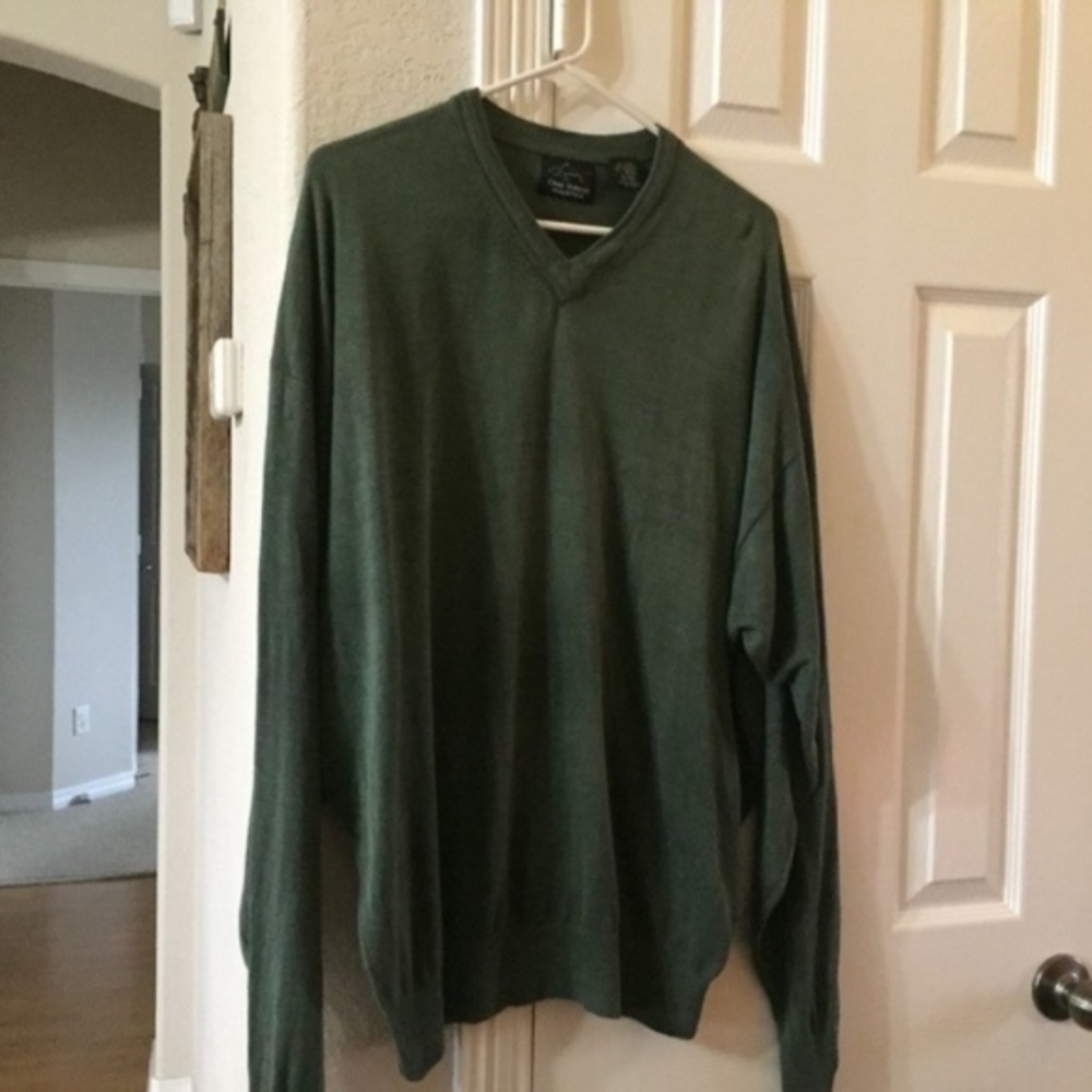 Greg Norman 75% silk pull over sweater XL